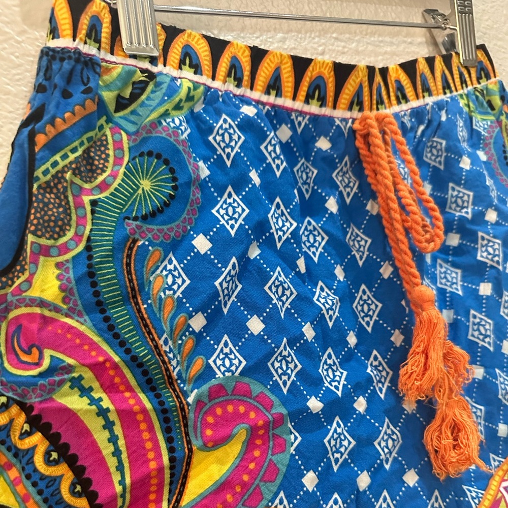 Altar’d State Shorts - Picture 3 of 5